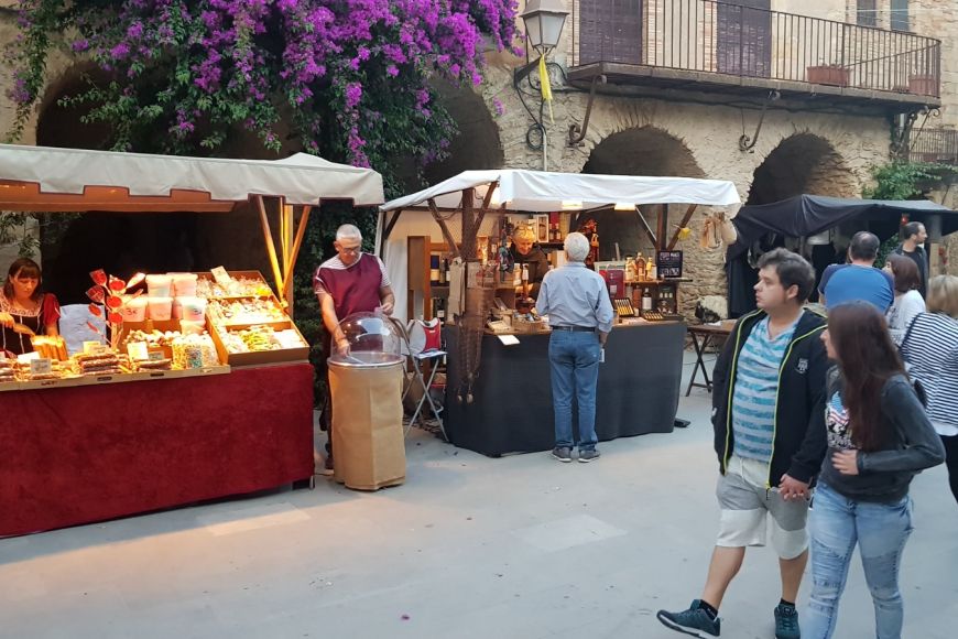 Fira Medieval de Peratallada Fira Medieval de Peratallada